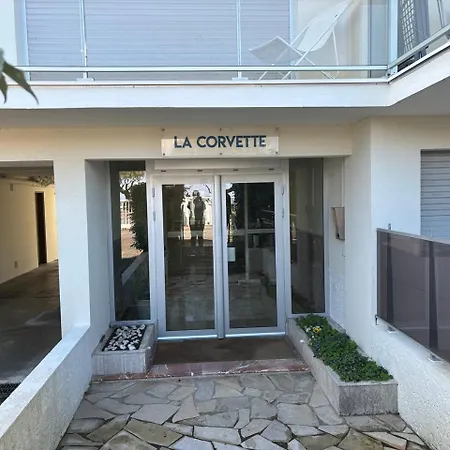 Face / Centre Apartman