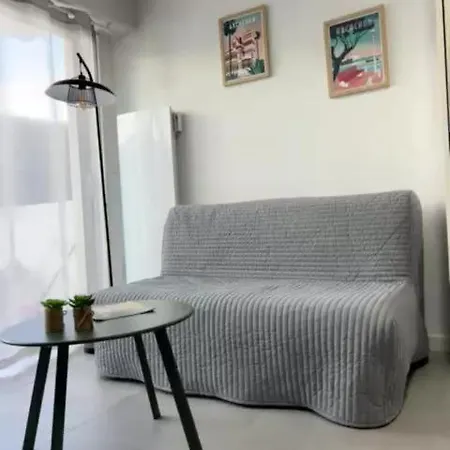 Apartman Face / Centre